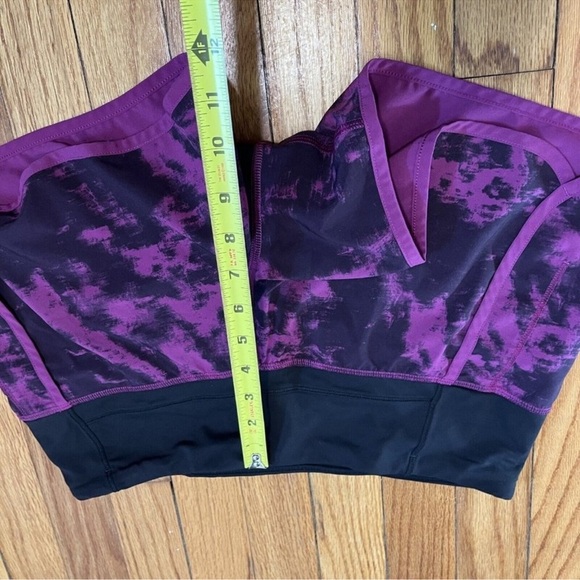 Lululemon Run Times 4-way Stretch Shorts Breezie Regal Plum Black Size 4 - Picture 8 of 13